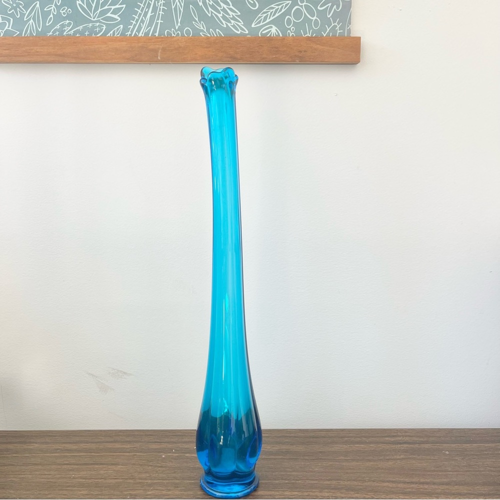 Vintage Biking Bluenique Glass Vase 6 Finger Swung Stretch Glass Hand Blown 14.5